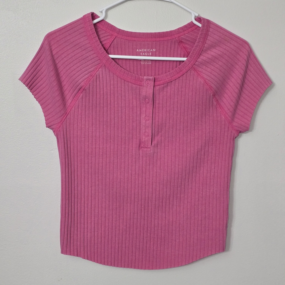 *American Eagle Pink Ribbed Tee Size Large